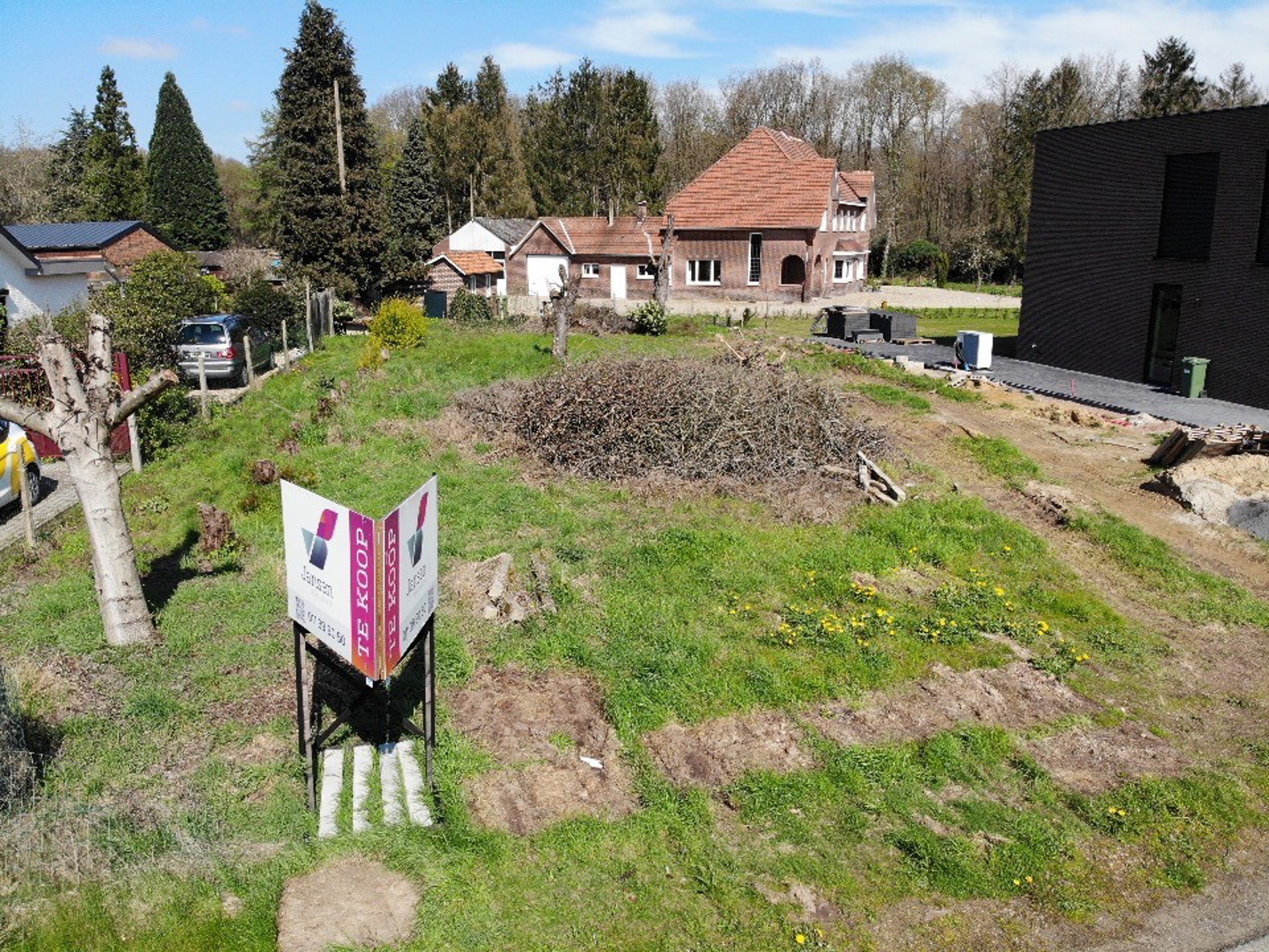 RUSTIG GELEGEN BOUWGROND MET VEEL MOGELIJKHEDEN OP 6a75ca. - foto 2