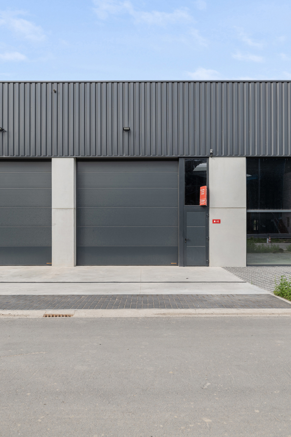 Nieuwe KMO-unit te koop met een opp van 1.100m2! - foto 4