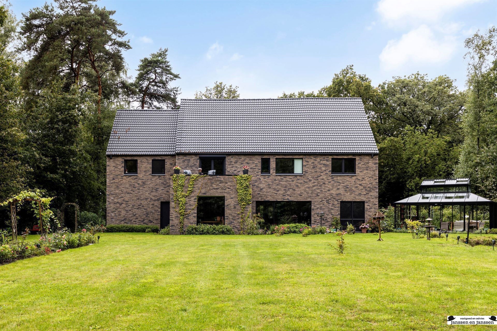Zeldzame nieuwbouwwoning op een perceel van 40 are met imposante tuin in Kapellen  - foto 5