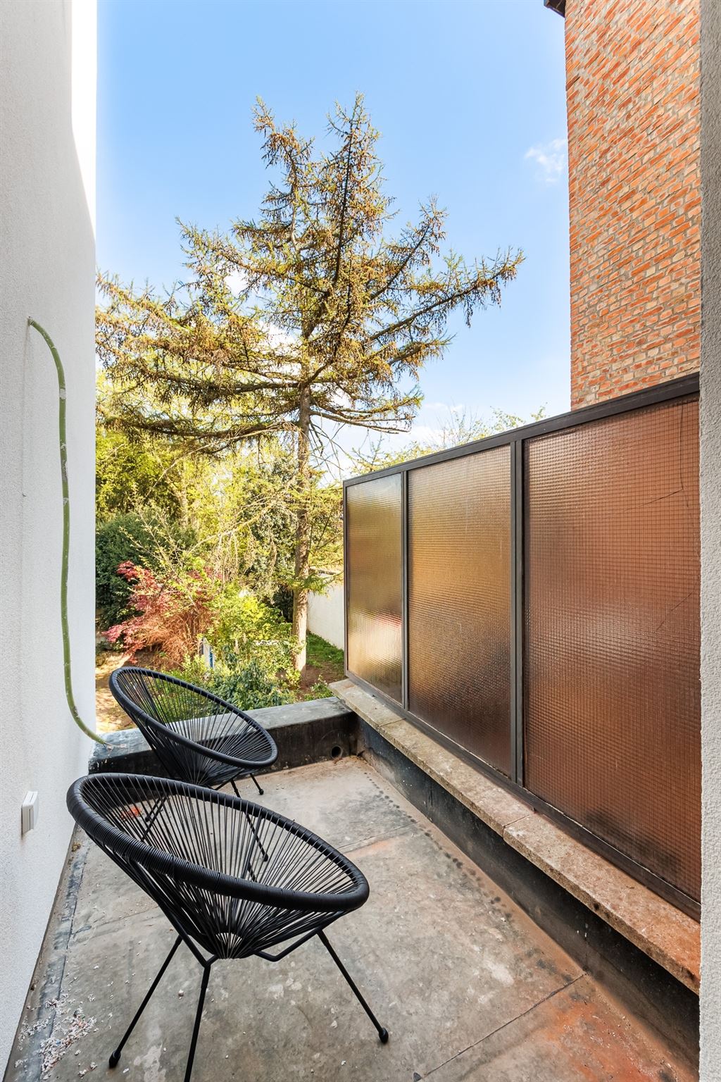 Gerenoveerd appartement met terras in Deurne-zuid - foto 4