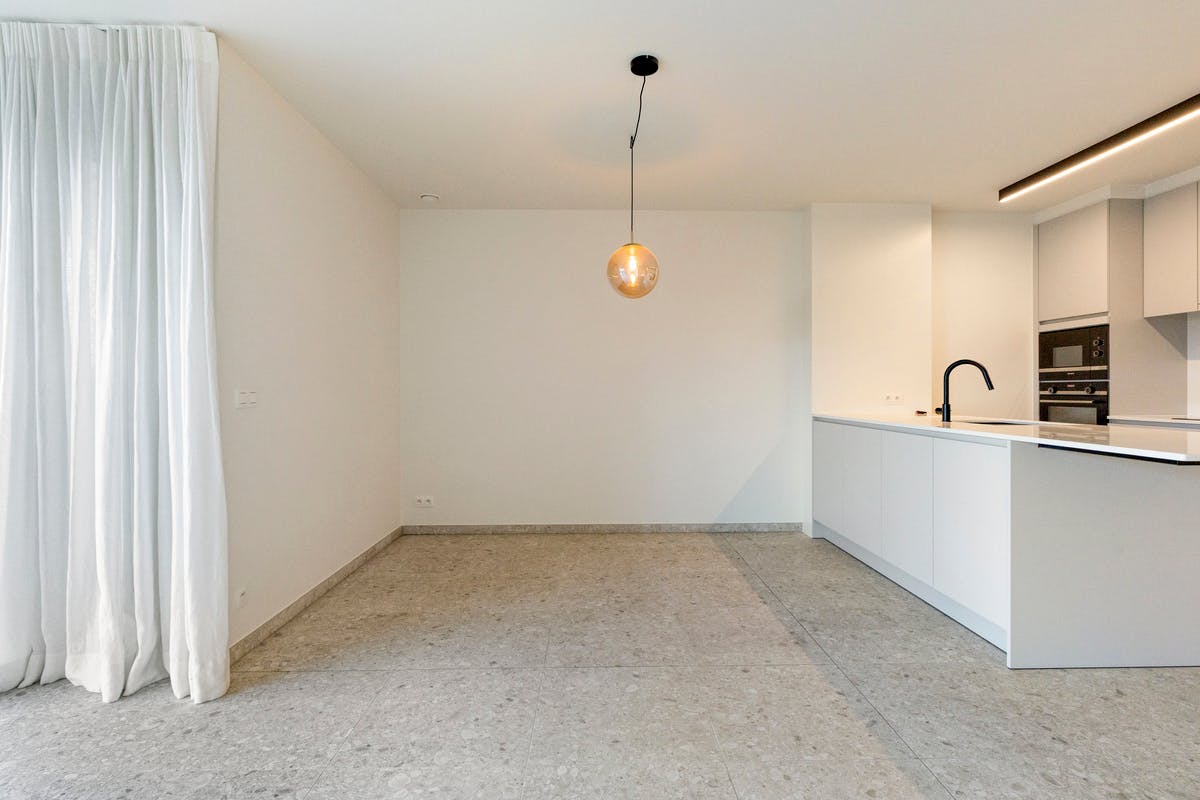 Recent één-slaapkamerappartement te koop in hartje Kortrijk - foto 5