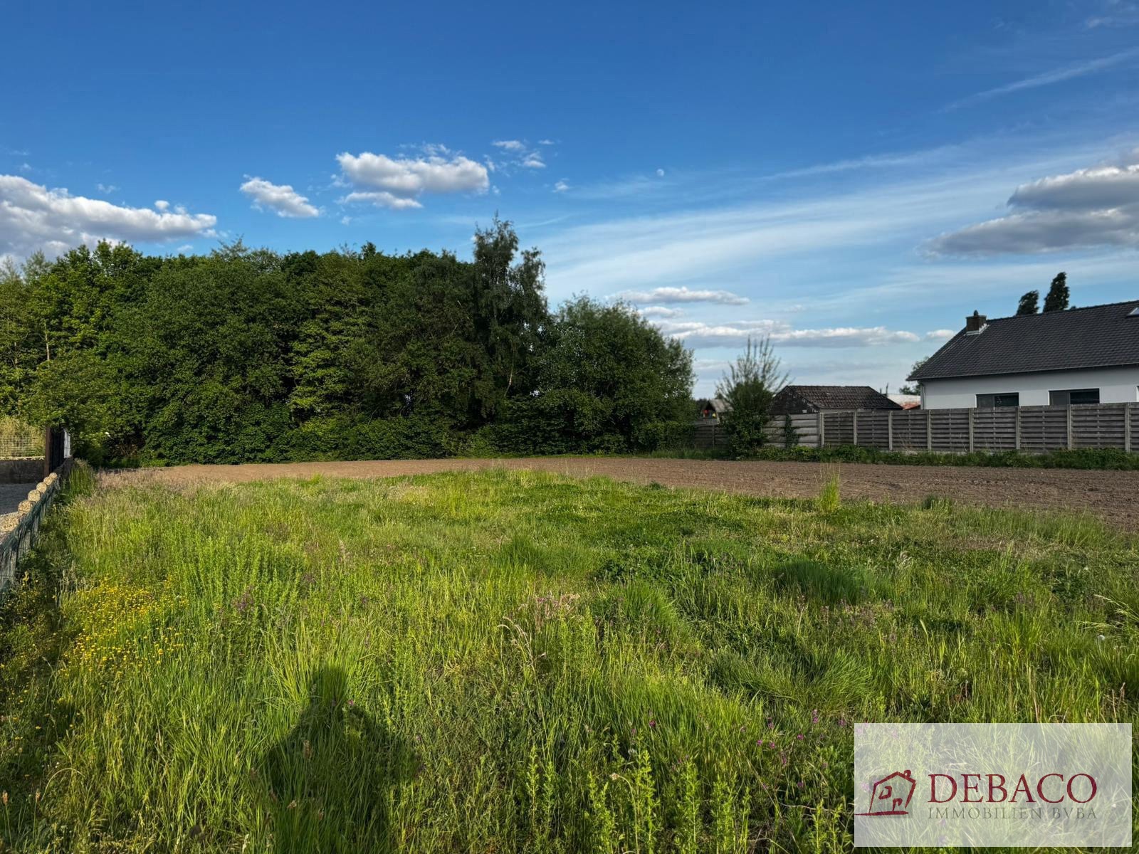 Goed gelegen bouwgrond voor open bebouwing! - foto 2