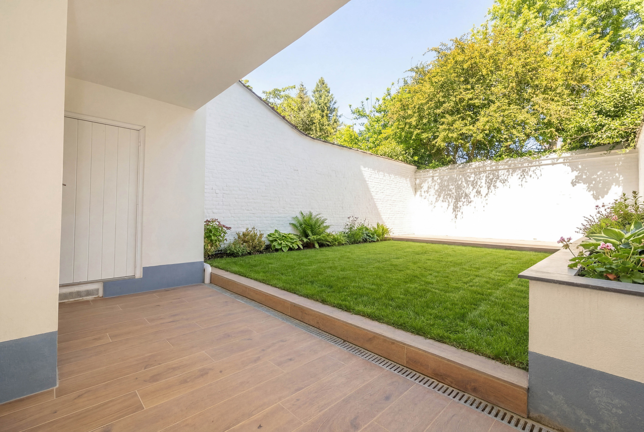Vorst, gerenoveerde duplex met tuin en charme - foto 5