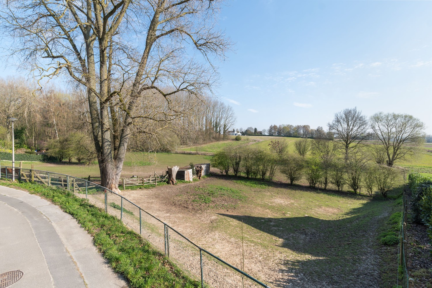 Bouwperceel van 2.940 m² voor open bebouwing met uniek verzicht - foto 3