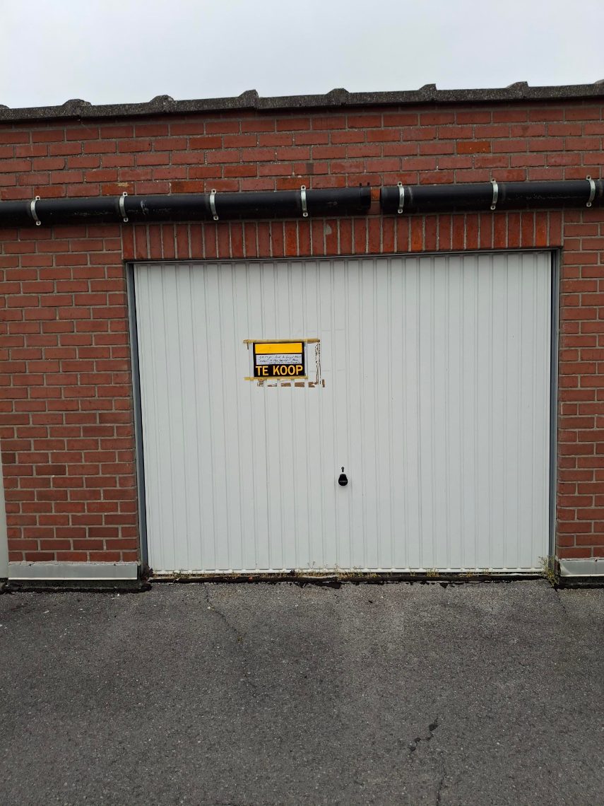 Garage for sale in Wervik