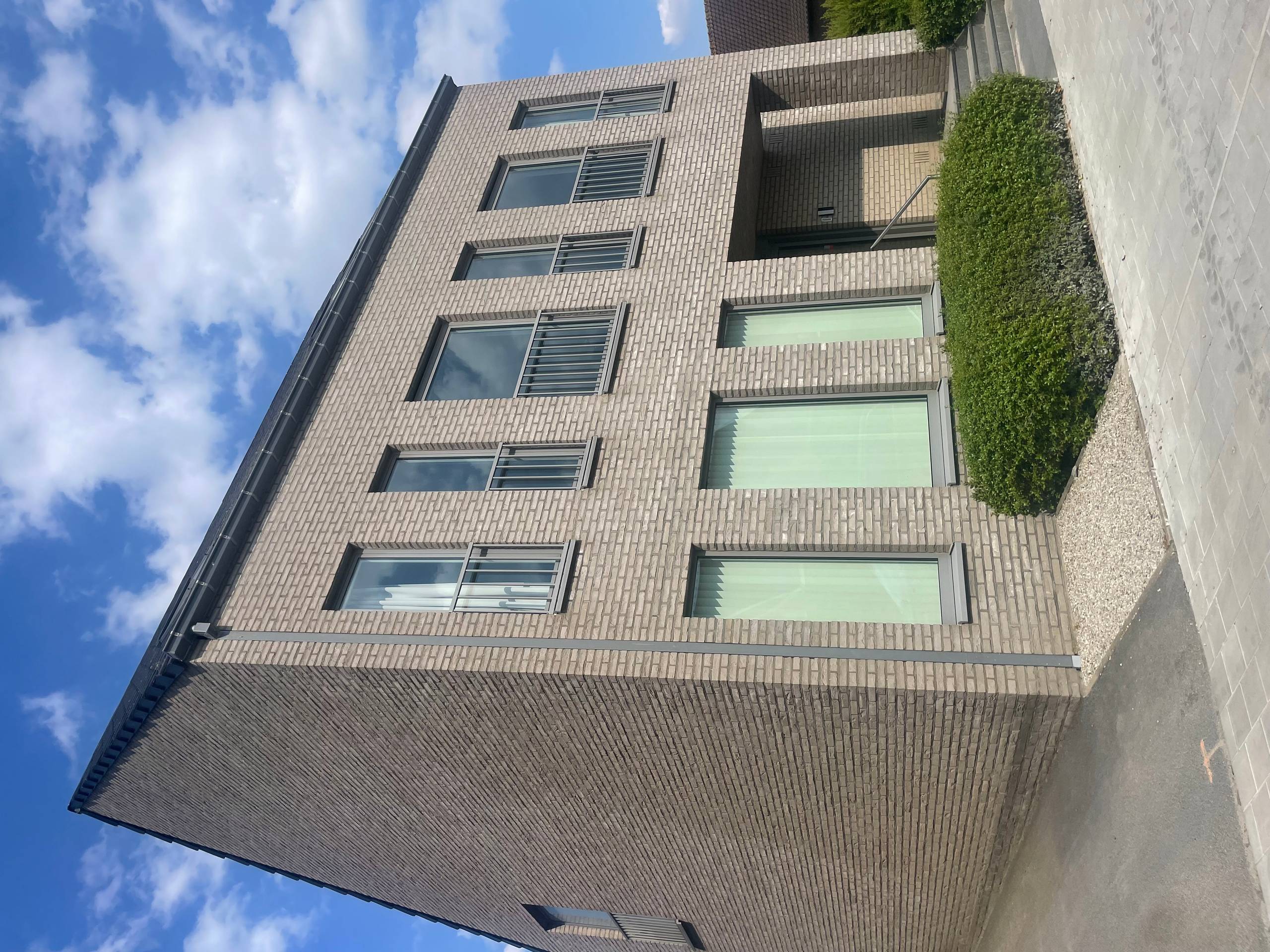 Appartement à louer à Ypres avec 2 chambres - photo 2