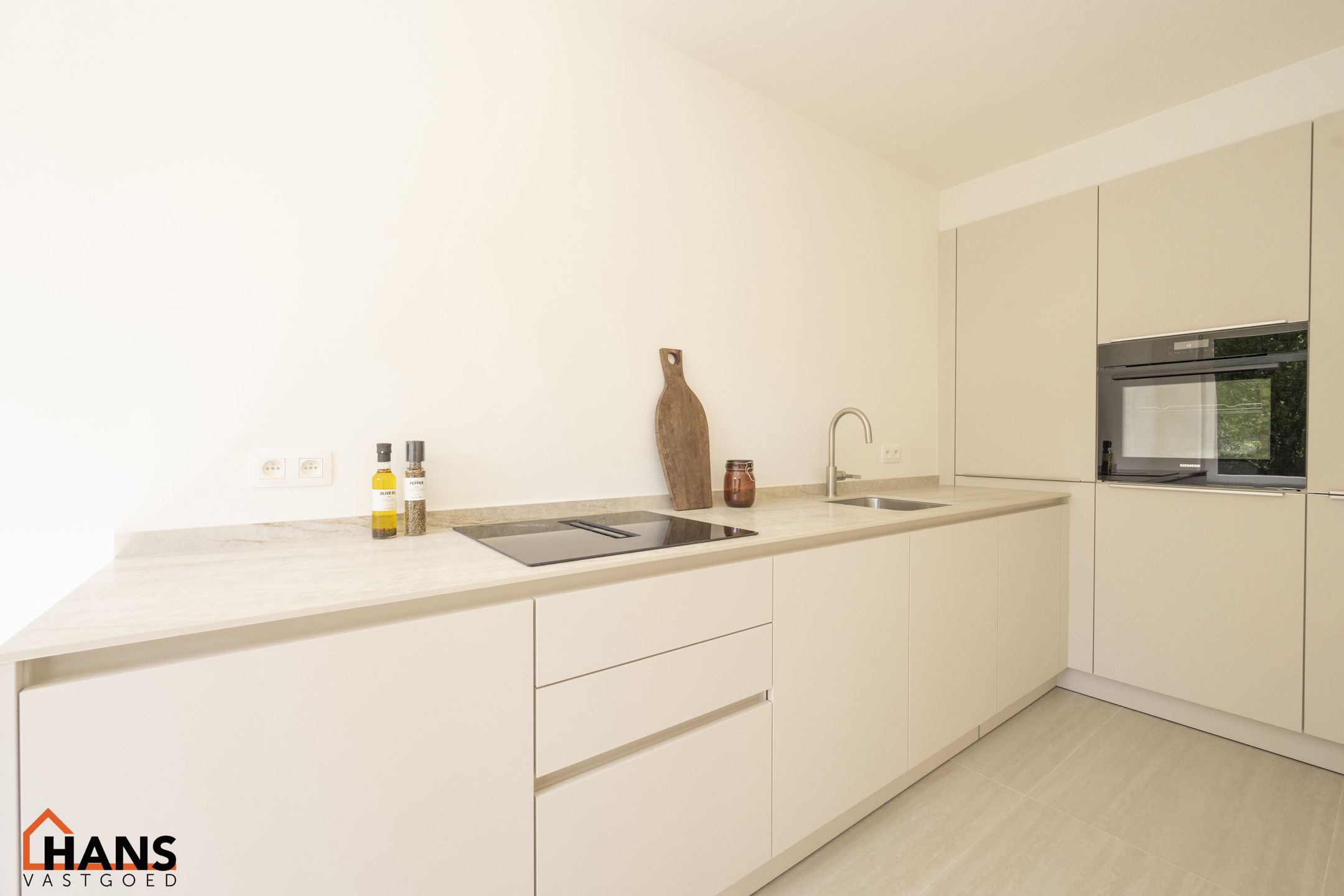 Gerenoveerd gebouw met 3 appartementen - foto 4