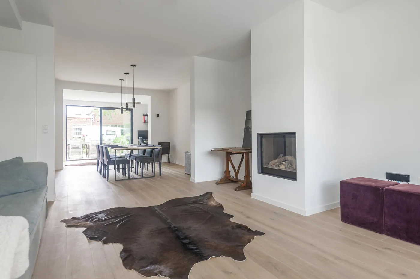 Volledig gerenoveerde woning met tuin en 3 volwaardige slpks - foto 5