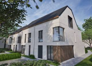 <strong>Woning 6: 4 slpk. + 2 bdk. + bureau</strong><br /><br />Residentie 's GRAEVENHOF biedt 12 nieuwbouwwoningen aan:<br /><br />- 5 woningen langs de zijde Wijnegemsteenweg<br />- 4 woningen langs de zijde Dianalaan<br />- 3 woningen achteraan op het binnengebied<br /><br />De woningen hebben bewoonbare oppervlakten tussen 142m² en 252m² + privatieve tuin en terras.<br /><br />Verder zijn ze opgebouwd uit duurzame materialen en uitgerust met een verscheidenheid aan moderne, ecologische technieken, waaronder een lucht-water warmtepomp, zonnepanelen, vloerverwarming en een ventilatiesysteem. <br /><br />De architectuur is modern en stijlvol, gekenmerkt door een combinatie van een lichte gevelsteen met houten gevelbekleding en donkere, kwalitatieve aluminium ramen. <br /><br />'s GRAEVENHOF omvat zowel woningen met platte daken als woningen met hellende daken, waarbij de laatste extra inrichtbare ruimte onder het dak bieden voor bijvoorbeeld een hobbyruimte of extra kamer. <br /><br />De ligging van ’s GRAEVENHOF is ideaal: groen en rustig aan de rand van Hertenbos, nabij natuurgebieden zoals het Gravinnenbos en toch centraal.<br /><br />Op enkele van de woningen is er een mogelijkheid om aan te kopen aan 6% BTW i.p.v. 21% BTW (vraag naar de voorwaarden).<br /><br />Verkoop onder Wet Breyne.<br /><br />Lanceringsvoorwaarde: volledig afgewerkte zolder GRATIS voor de snelle beslisser.<br /><br />Prijs excl. BTW/registratie.<br /><br />Voor meer info kan u terecht op www.waterhuys.be/sgraevenhof of gelieve contact op te nemen met ons kantoor - info@waterhuys.be - www.waterhuys.be/nieuwbouwprojecten - Vg-Wp-Gvv-Gvkr-Gmo-Gworg.