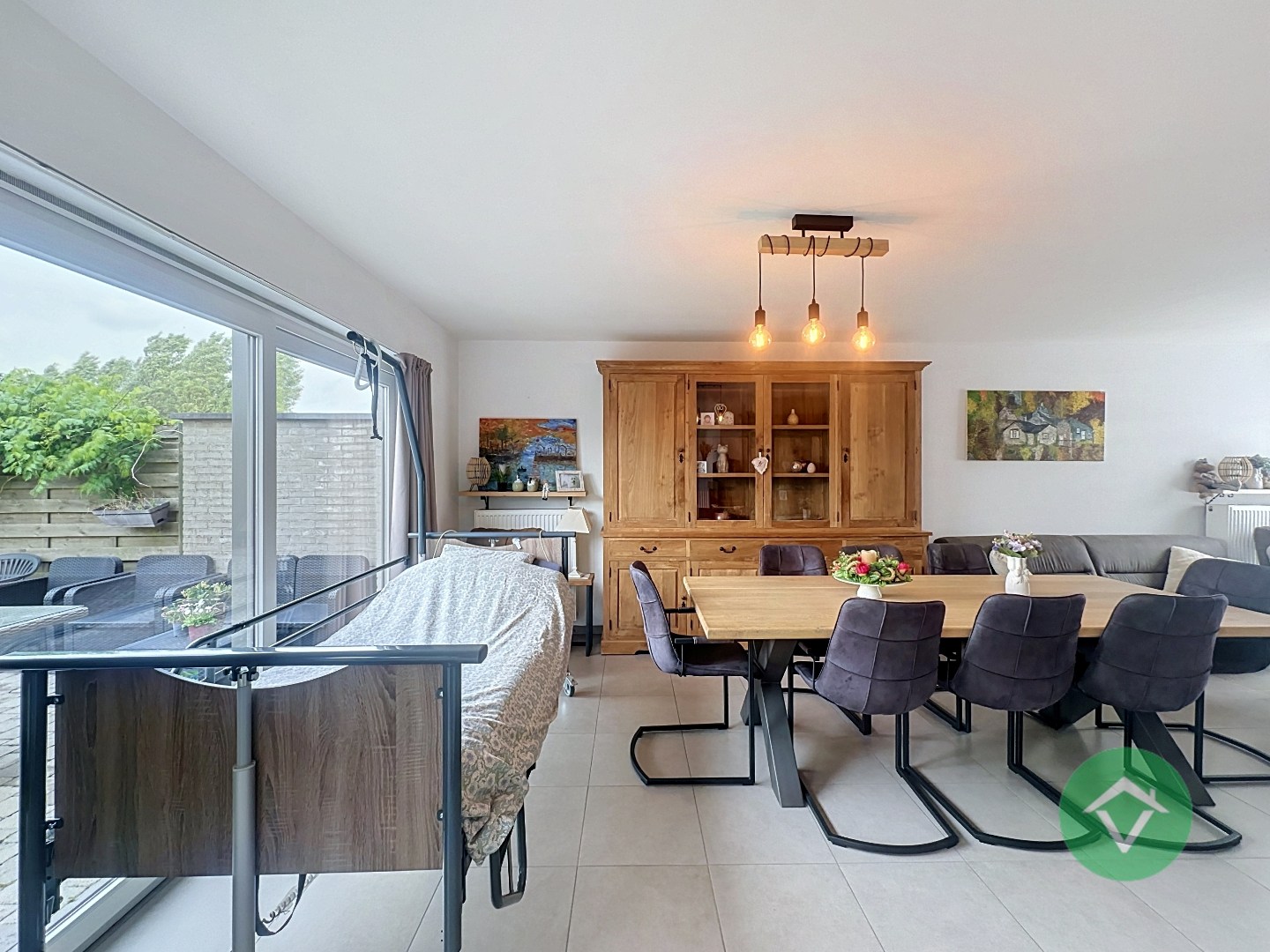 Recente gezinswoning met 3 slaapkamers, garage en landelijk uitzicht te huur in Eernegem - foto 5