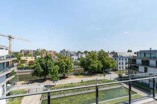 2 débarras, 2 toilettes, dressing, terrasses avec vue sur l'eau<br /><br />Registre des mesures: non