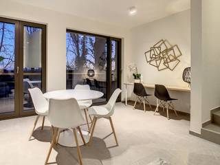 Deze bijna-energieneutrale nieuwbouwwoning vind je terug op de Boomgaardstraat 26, op wandelafstand van de grote markt van Maaseik. Alle dagelijkse voorzieningen zoals winkels, school en openbaar vervoer liggen binnen handbereik. <br />De woning werd opgeleverd in 2023 en maakt deel uit van het nieuwbouwproject "De Groene Wal". Het is een halfopen bebouwing met een bruto bewoonbare oppervlakte van 148m², een mooi terras van 13m² en een gezellige voortuintje grenzend aan het groene binnengebied.<br /><br /><u><strong>Indeling:</strong></u><br /><strong>Gelijkvloers:</strong>
<ul>
<li>Inkomhal met toegang tot het gastentoilet</li>
<li>Bergruimte</li>
<li>Keuken met eetkamer</li>
<li>Terras</li>
<li>Voortuin aansluitend op het groene binnengebied</li>
</ul>
<strong>Eerste verdieping:</strong>
<ul>
<li>Woonkamer met extra ruimte voor een bureau of leeshoek</li>
<li>Slaapkamer 1</li>
</ul>
<strong>Tweede verdieping:</strong>
<ul>
<li>Badkamer met douche, dubbele lavabo en toilet</li>
<li>Slaapkamer 2</li>
<li>Slaapkamer 3</li>
</ul>
<strong>Zolder:</strong>
<ul>
<li>Dienstig voor plaatsing van technieken en kan gebruikt worden als extra bergruimte</li>
</ul>
<u><strong>Extra's:</strong></u>
<ul>
<li>Ondergrondse parkeergarage, toegankelijk via aan de Boomgaardstraat</li>
</ul>
<u><strong>Enkele pluspunten op een rijtje:</strong></u>
<ul>
<li>Nieuwbouw - eerste bewoning</li>
<li>BEN-woning, E-peil < 30</li>
<li>Verlichting en gordijnen reeds voorzien</li>
<li>Centrale ligging</li>
<li>Ondergrondse parkeerplaats</li>
<li>Groene binnentuin</li>
</ul>
Wil je deze woning bezichtigen? Maak dan een afspraak via 0478 30 04 25 of stuur een e-mail naar michiel@vestio.com.