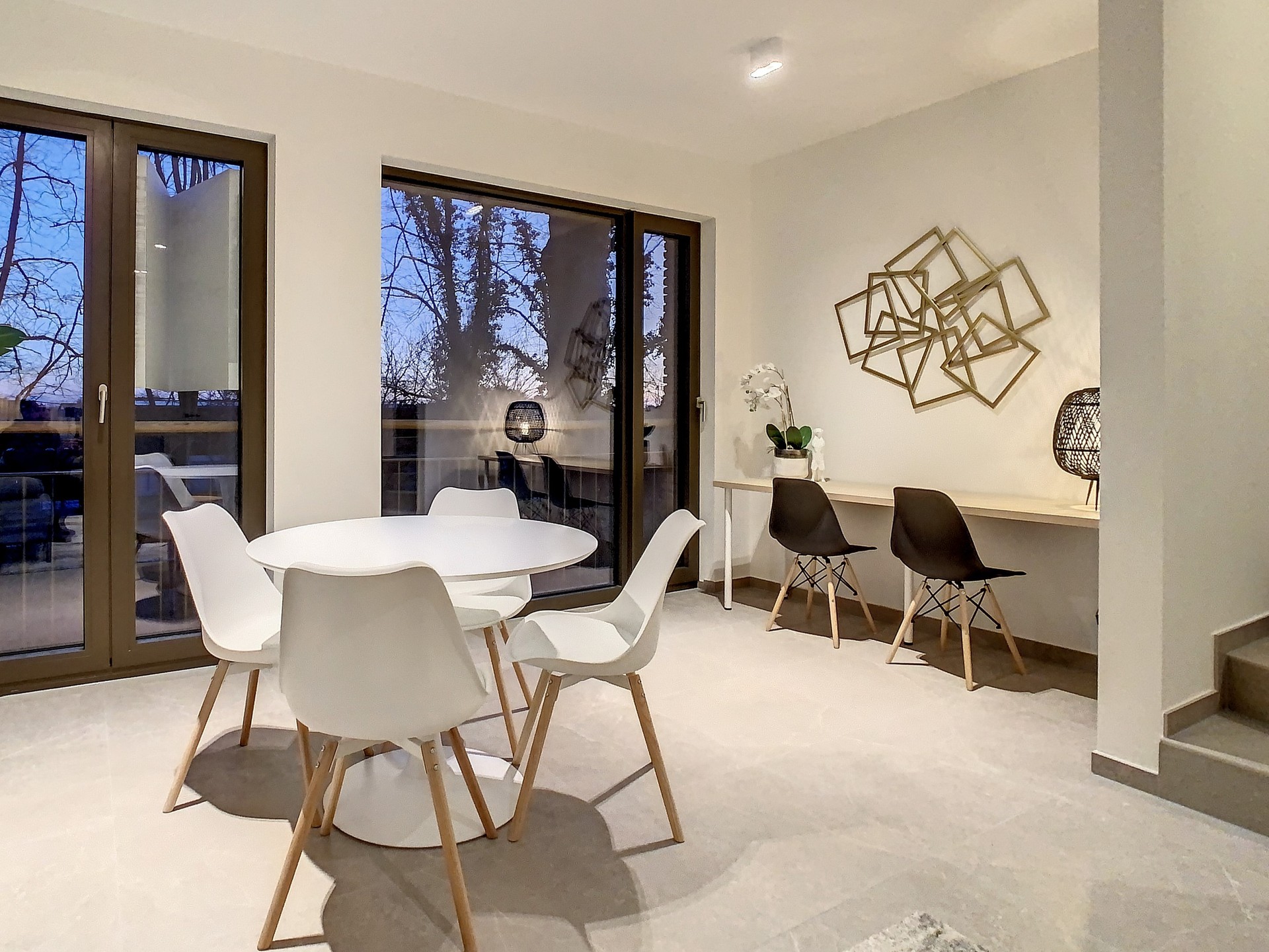 HALFOPEN NIEUWBOUWWONING MET 3 SLAAPKAMERS IN MAASEIK - foto 2