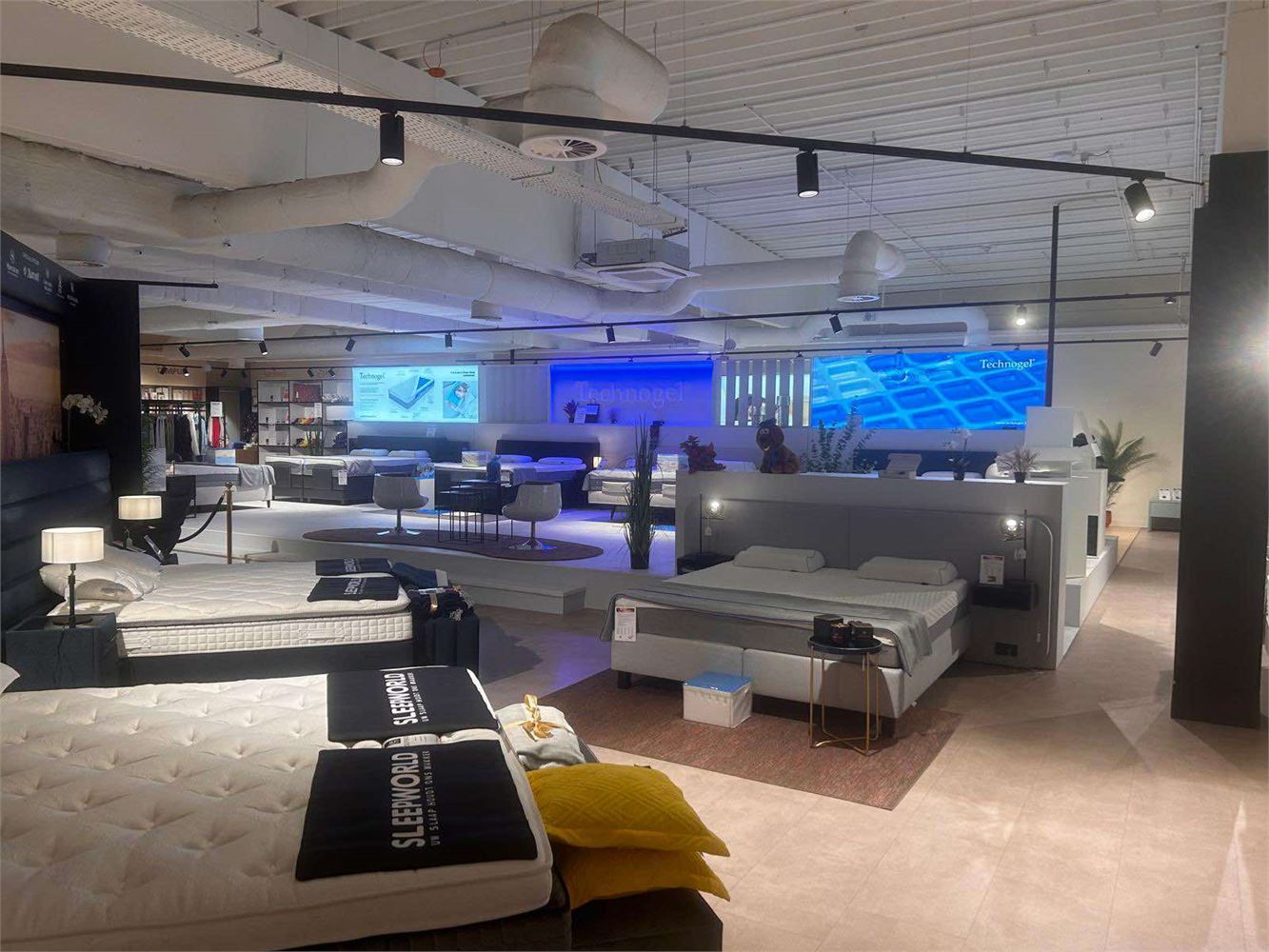 TOP GELEGEN OPBRENGSTEIGENDOM WEVELGEM - foto 3