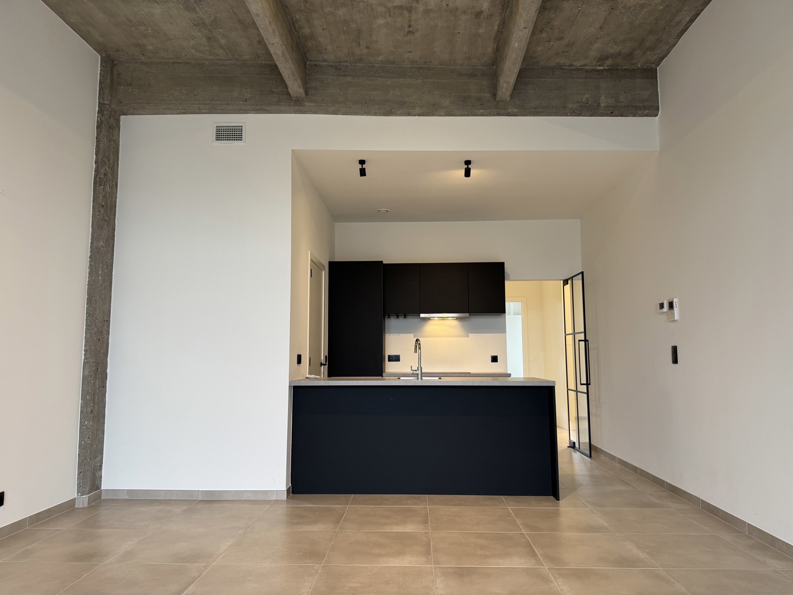 Modern en stijlvol loftapp. te Antwerpen - foto 5