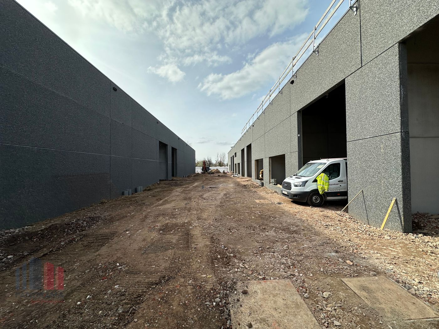 NOUVEAU DEVELOPPEMENT LE LONG LE Bd. DES ALLIES : 10 UNITES APD. 188 m² - photo 4