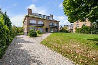 Dit appartement APP 3 (bouwjaar 1980) in Schendelbeke ( deelgemeente van Geraardsbergen) bevindt zich op de eerste verdieping van dit...