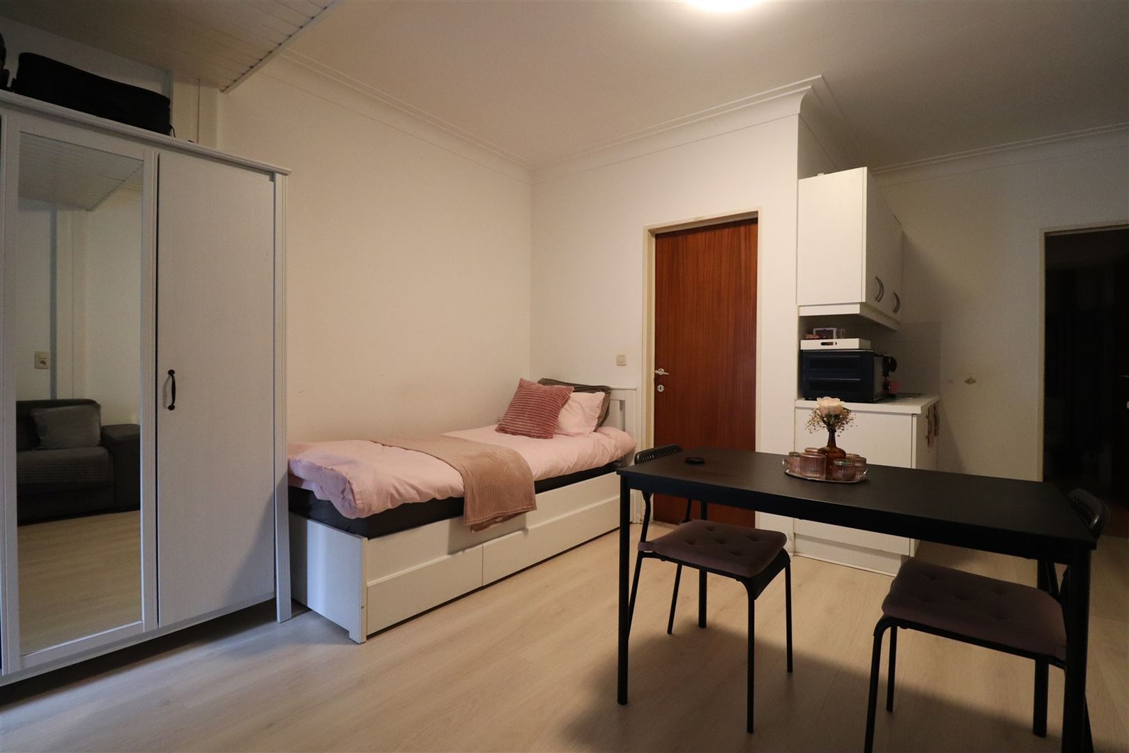 Charmante studio met stadstuin - foto 4