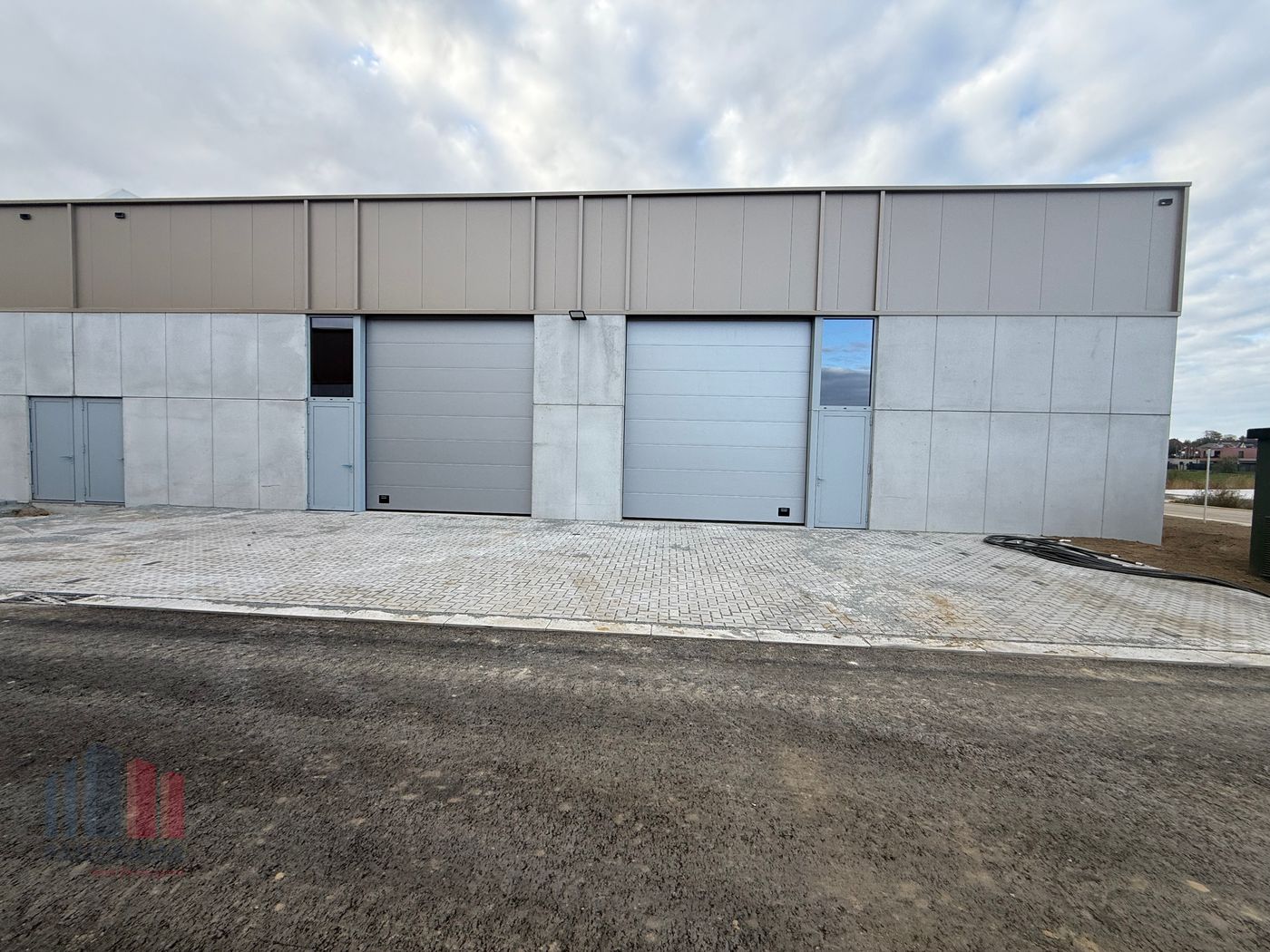NIEUWBOUW KMO-UNIT van 240 m² TIELT - photo 5