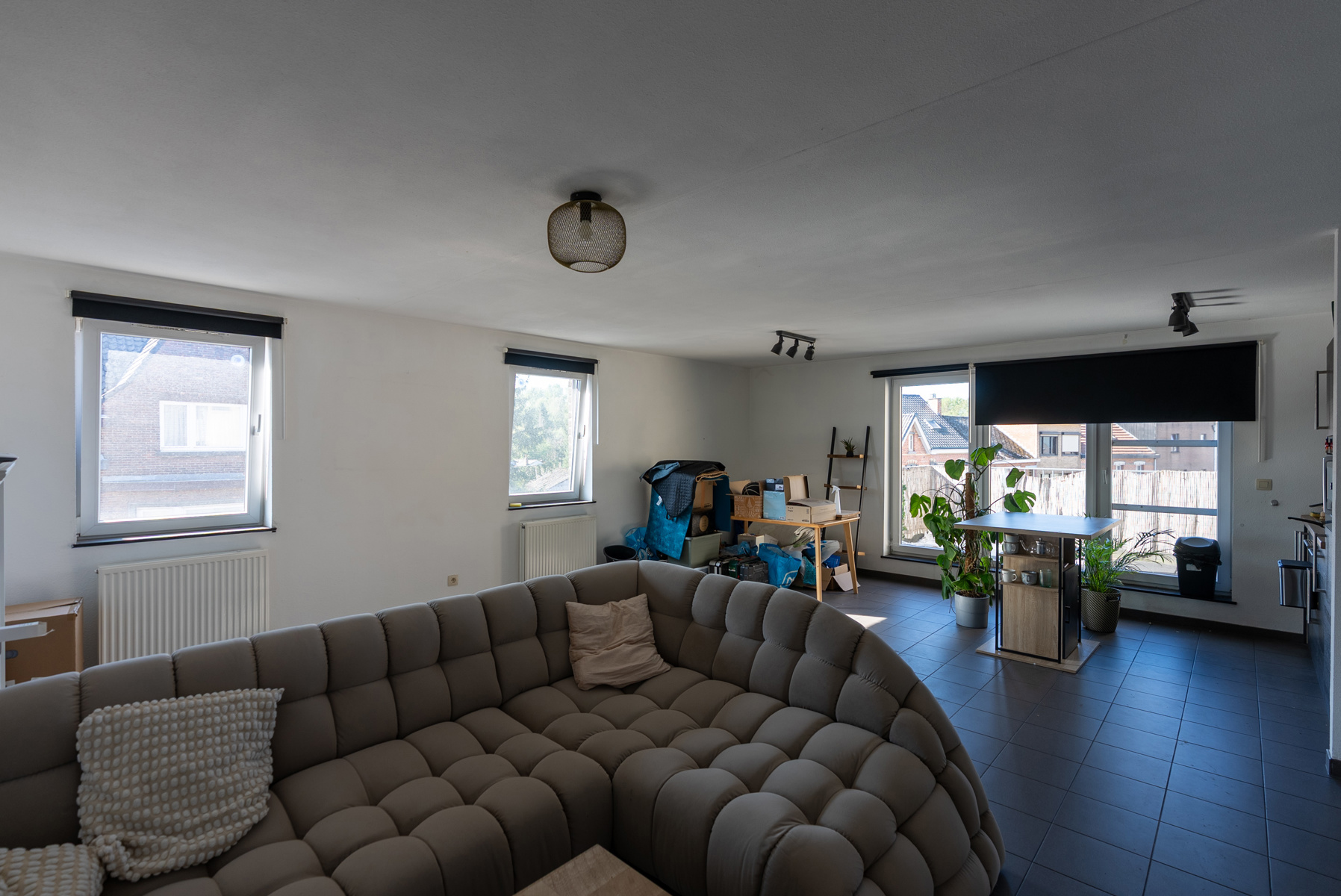 Appartement met terras en staanplaats nabij het centrum! - foto 5