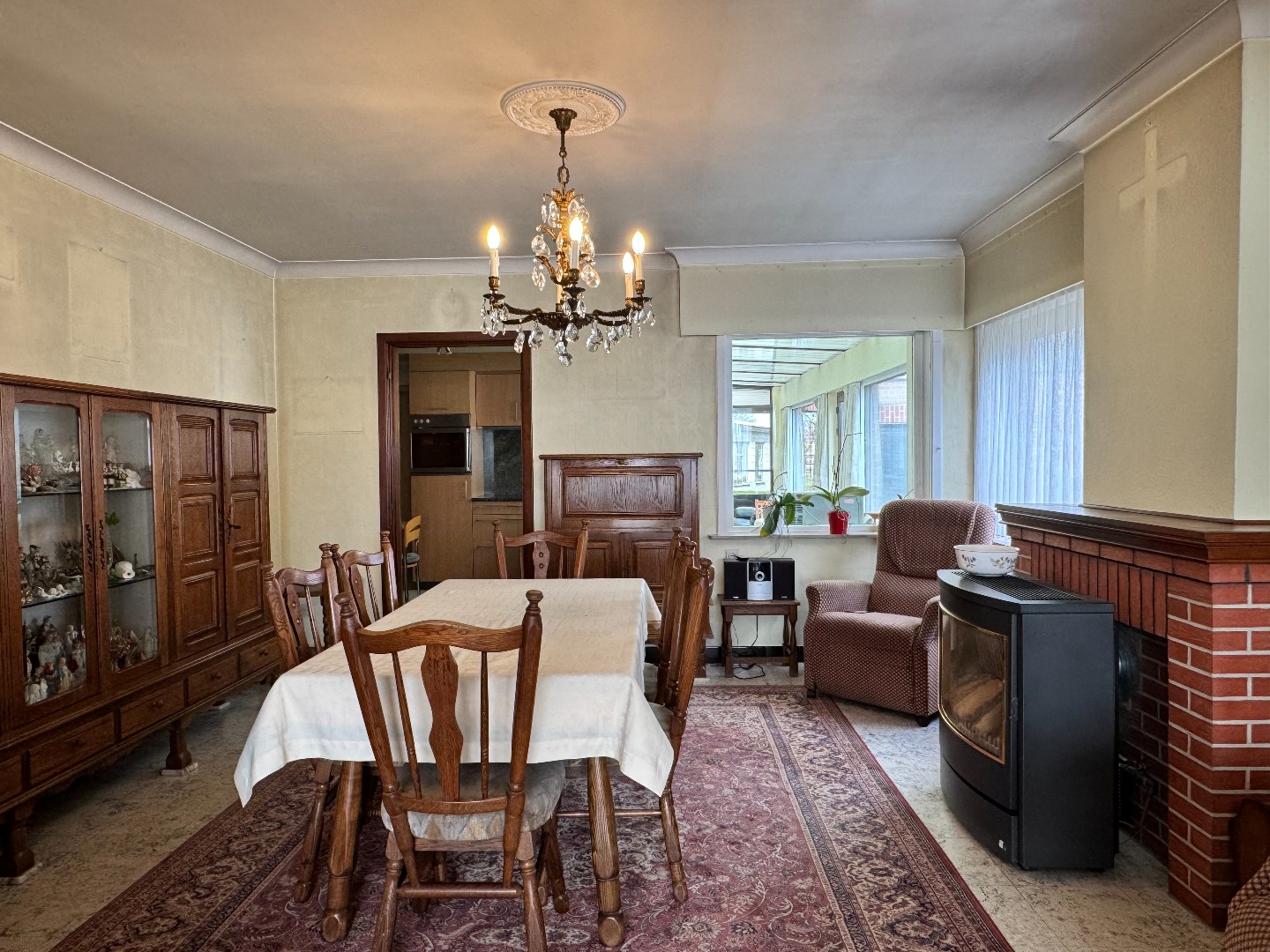 Woning met veel potentieel, 4 slaapkamers en garage te Zulte. - foto 4