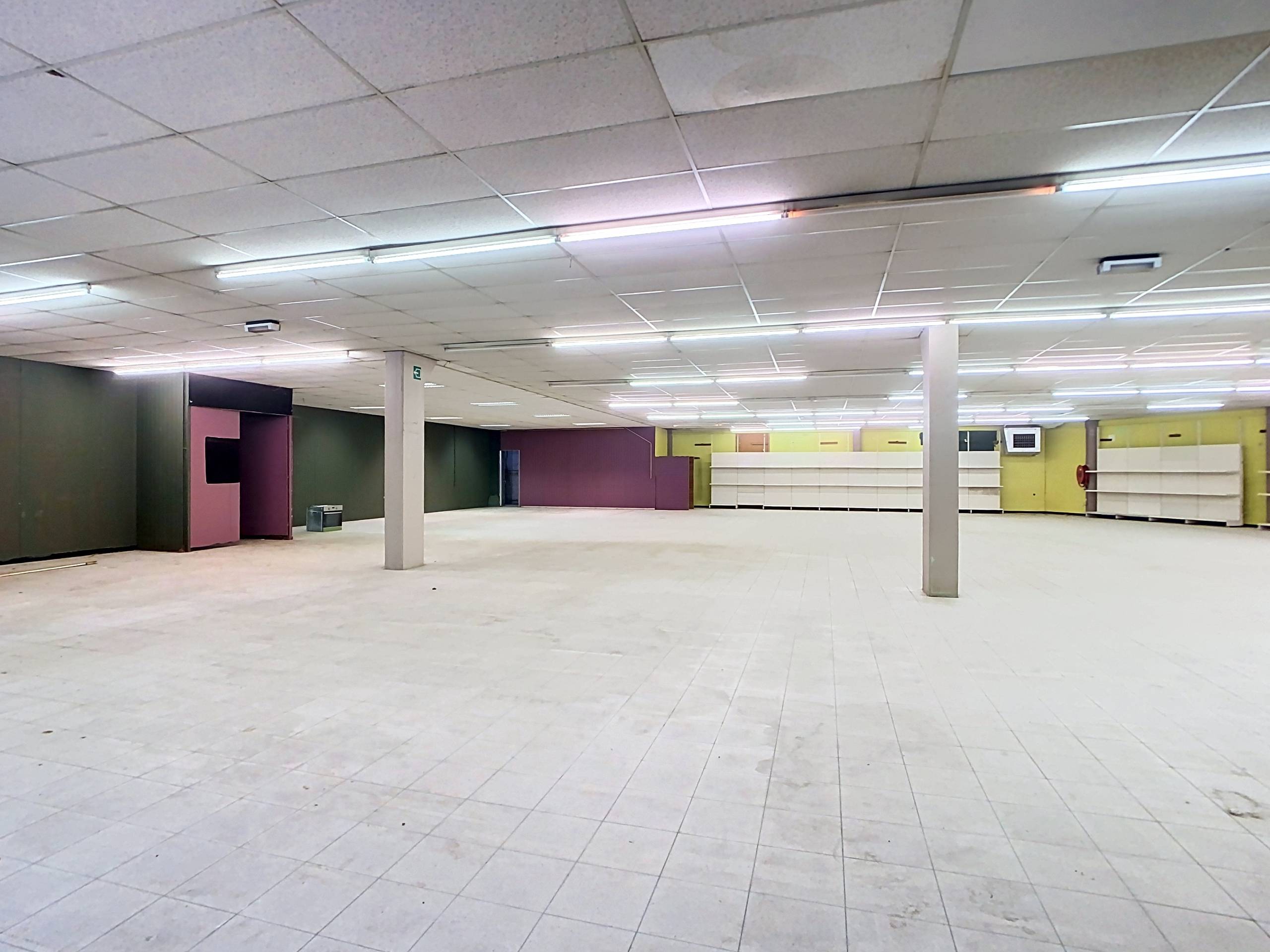 Ruim handelspand met magazijn in Aarschot - foto 4