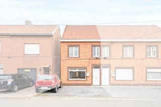 Ben je op zoek naar een leuke woning met een grote en zuidgerichte tuin? Gevonden!Deze woning is gelegen te Rinkhout in Zele, met een zeer goede...