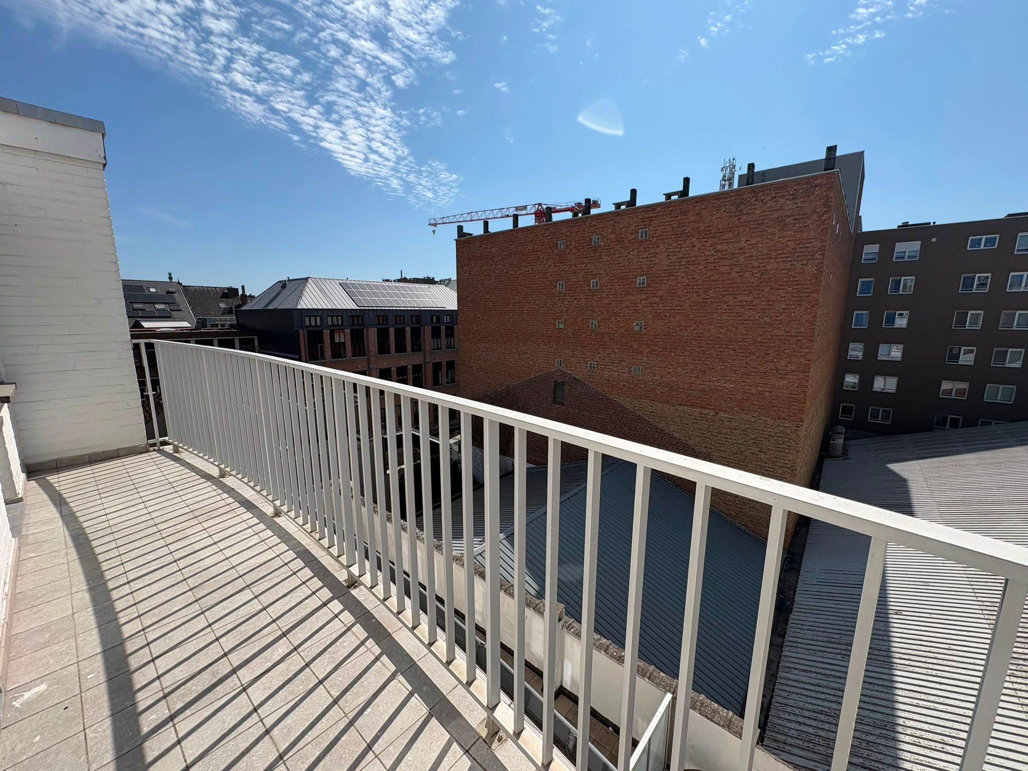 Ruim en lichtrijk appartement met ongezien dakterras in hartje centrum Oostende! - foto 5