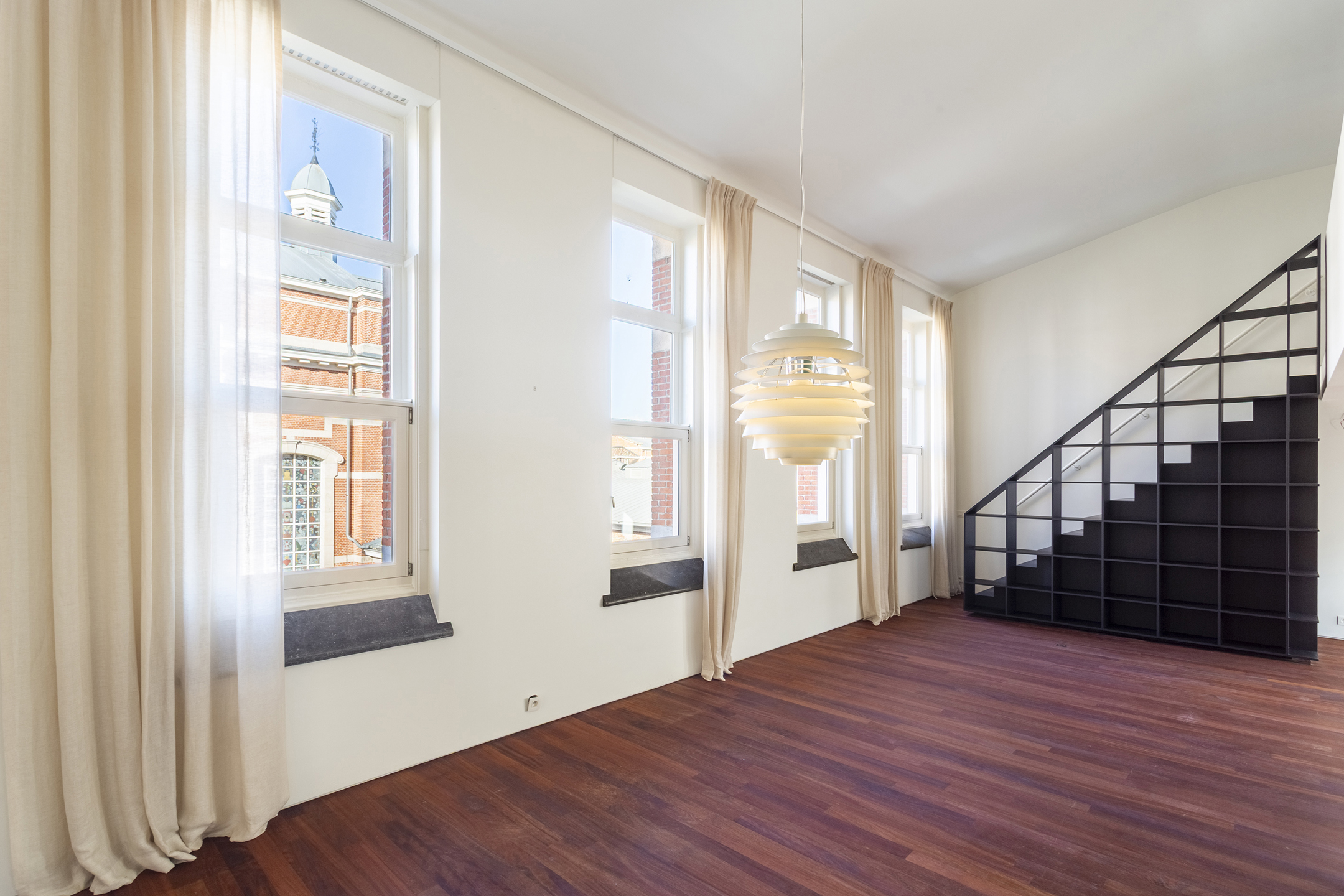 Appartement à vendre à Anvers avec 4 chambres - photo 2