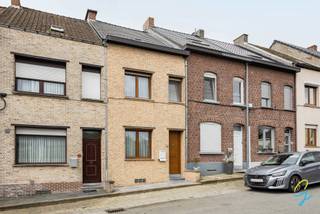 Instapklare rijwoning met tuin, overdekt terras en uitbreidingsmogelijkhedenBent u op zoek naar een gezellige en instapklare woning op een centrale...