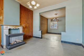 Op een uitstekende locatie in Beerzel bevindt zich deze te renoveren woning met 3 slaapkamers en tuin. U geniet hier zowel van een ideale...