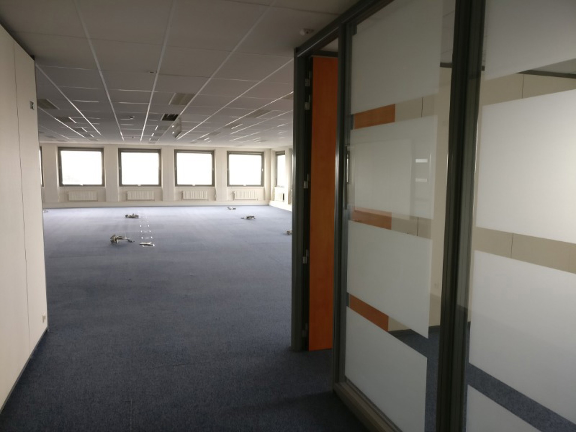 Commercial à louer à Haren - photo 4