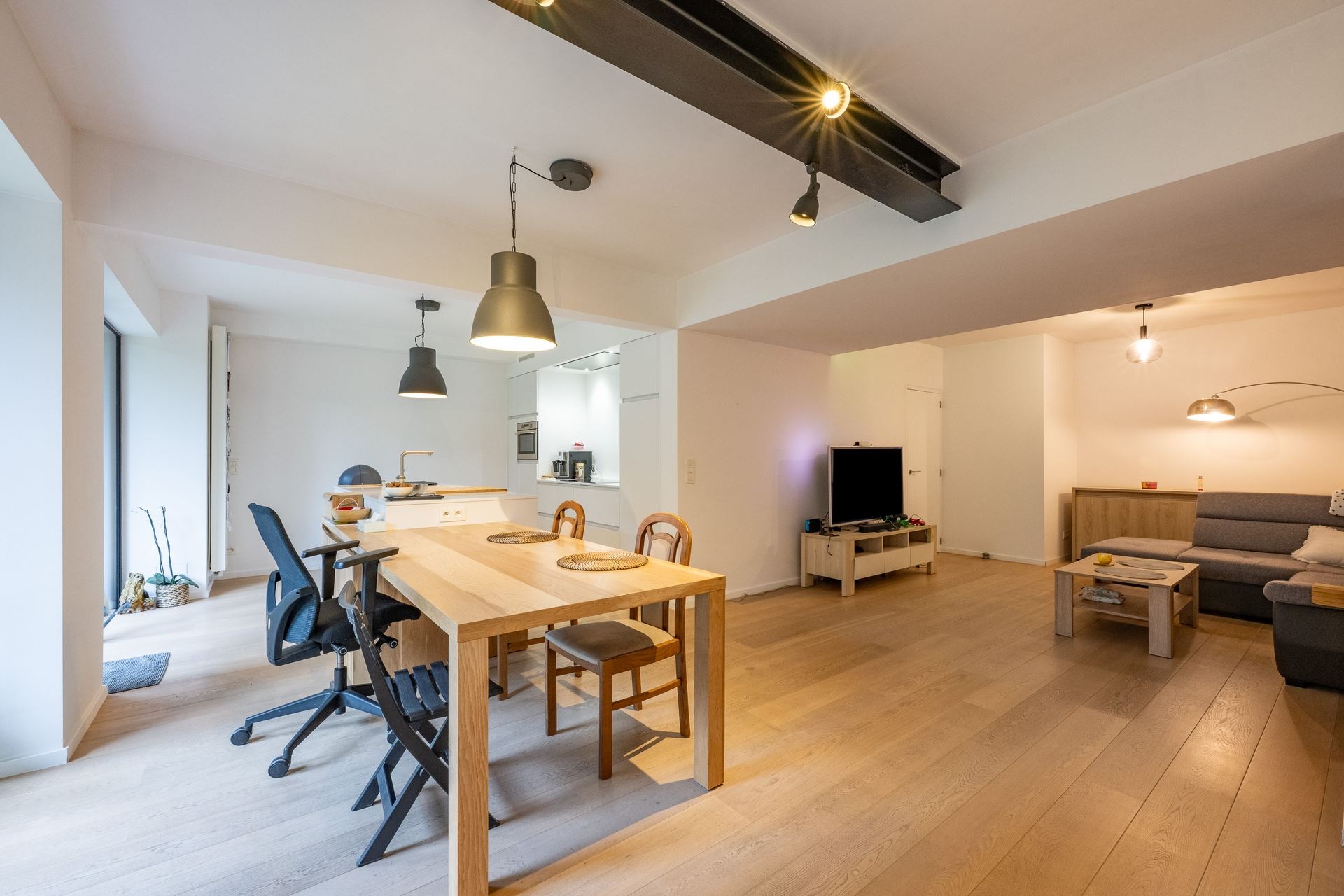 Apartment for rent in Borgerhout with 2 bedrooms - photo 4