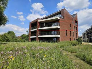 Quality recent apartment in downtown Rotselaar.The apartment is located on the 2nd floor and has a west facing terrace with a beautiful view over the...