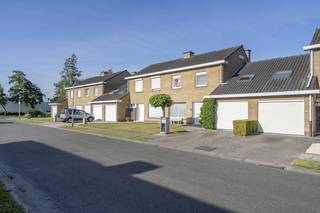 Bent u op zoek naar een huis te koop in Heule en schrikt het u niet af om deze woning naar hedendaagse normen aan te pakken? Bekijk dan zeker...