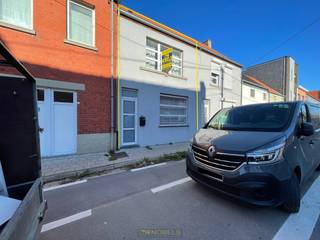 Te huur, knap gerenoveerde gesloten bebouwing in NederenameLOCATIE, KWALITEIT, RUIMTEGEVOEL, ENERGIEZUINIG... Deze topper geniet in veelvoud van alle...