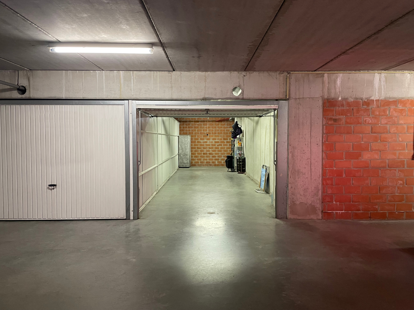 Dubbele garagebox op gunstige ligging te Nieuwpoort-Bad - foto 5