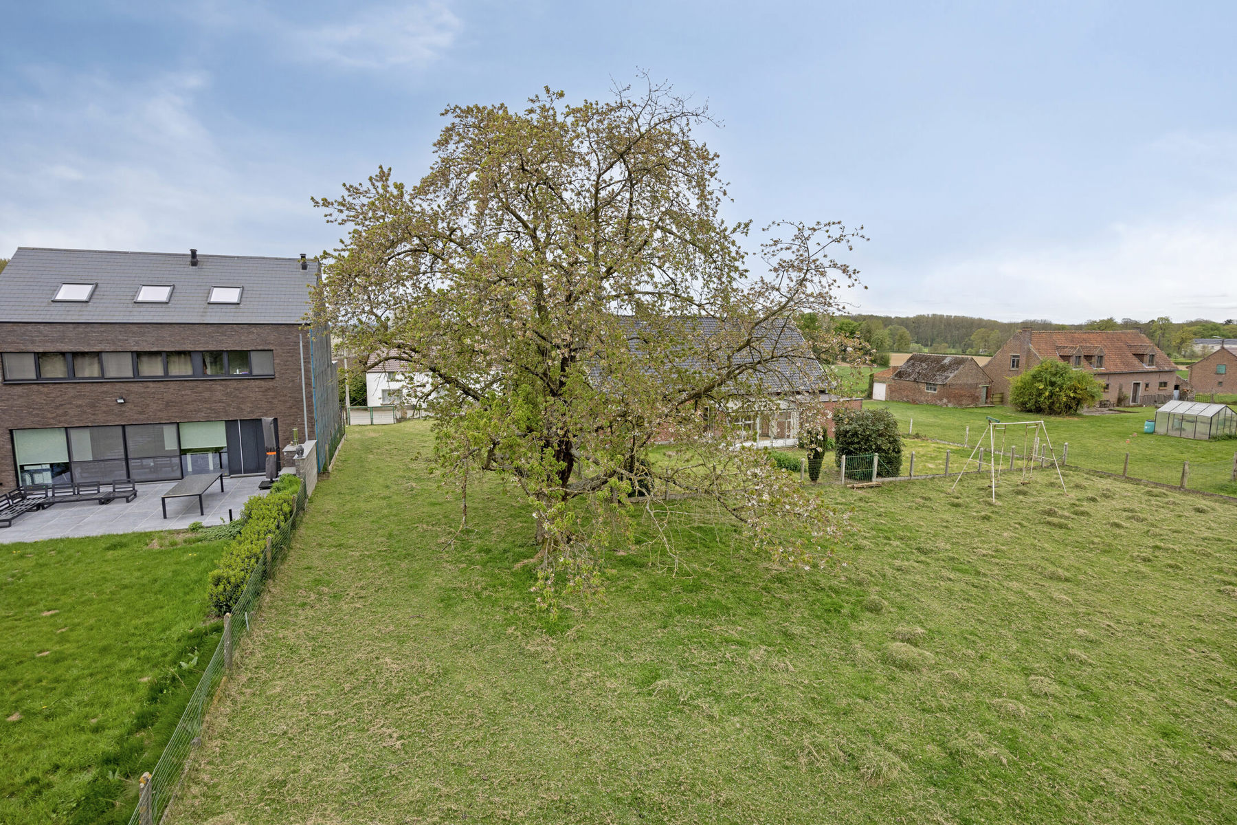 Bouwgrond voor driegevelwoning  - foto 3