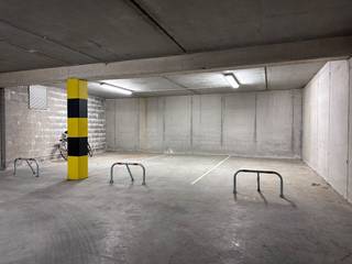 Garage for rent in Gistel