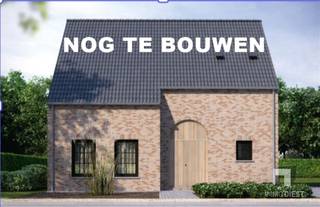 <p><span>Bouwgrond van 10 are (1.000 m²) open bebouwing.</span></p><p><span> </span></p><p><span>Dit perceel biedt ruime mogelijkheden voor een woning met een grote tuin aan de achterzijde met zicht op agrarisch gebied. </span></p><p><span> </span></p><p><span>Straatbreedte: 19.80 meter.</span></p><p><span>Diepte: 51 meter.</span></p><p><span> </span></p><p><span>Het perceel heeft al een goedgekeurd bouwplan voor een woning, waarmee je tijd kunt besparen, omdat dit niet opnieuw moet worden ingediend.</span></p><p><span>Tegelijkertijd biedt het flexibiliteit, want je mag ook volgens je eigen ontwerp bouwen, zolang je voldoet aan de lokale bouwvoorschriften en stedenbouwkundige regels.</span></p><p><span>Op de foto's zie je een voorbeeld van een woning en bijhorende plannen. </span></p><p><span>Prijs constructie woning excl. bouwgrond:</span></p><ul><li><span>Casco prijs: 267.000€ excl. kosten* </span></li><li><span>Sleutel-op-de-deur prijs: 345.000 excl. kosten*</span></li><li><span>excl. kosten* = BTW, Architect, veiligheidscoördinator, nutsvoorzieningen,...</span></li></ul><p><span>Deze bouwgrond biedt de ideale combinatie van een rustige, natuurlijke omgeving en een strategische ligging met gemakkelijke toegang tot de omliggende steden en snelwegen. </span></p><p><span>Geïnteresseerd en wil je graag meer info? </span></p><p><span> </span></p><p><span>Bel dan: 013 /31 25 22 of mail wendy@immodiest.be</span></p><p><span> </span></p><p><span> </span></p>