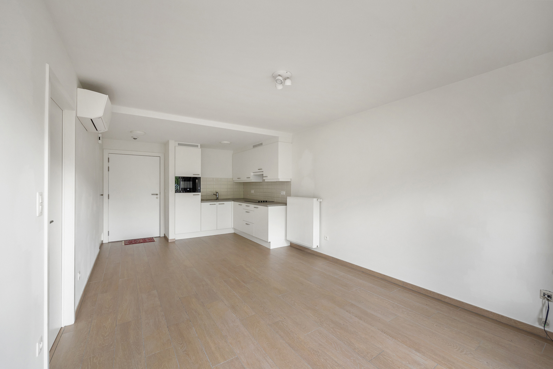 VOLLEDIG GERENOVEERDE SERVICEFLAT - foto 3