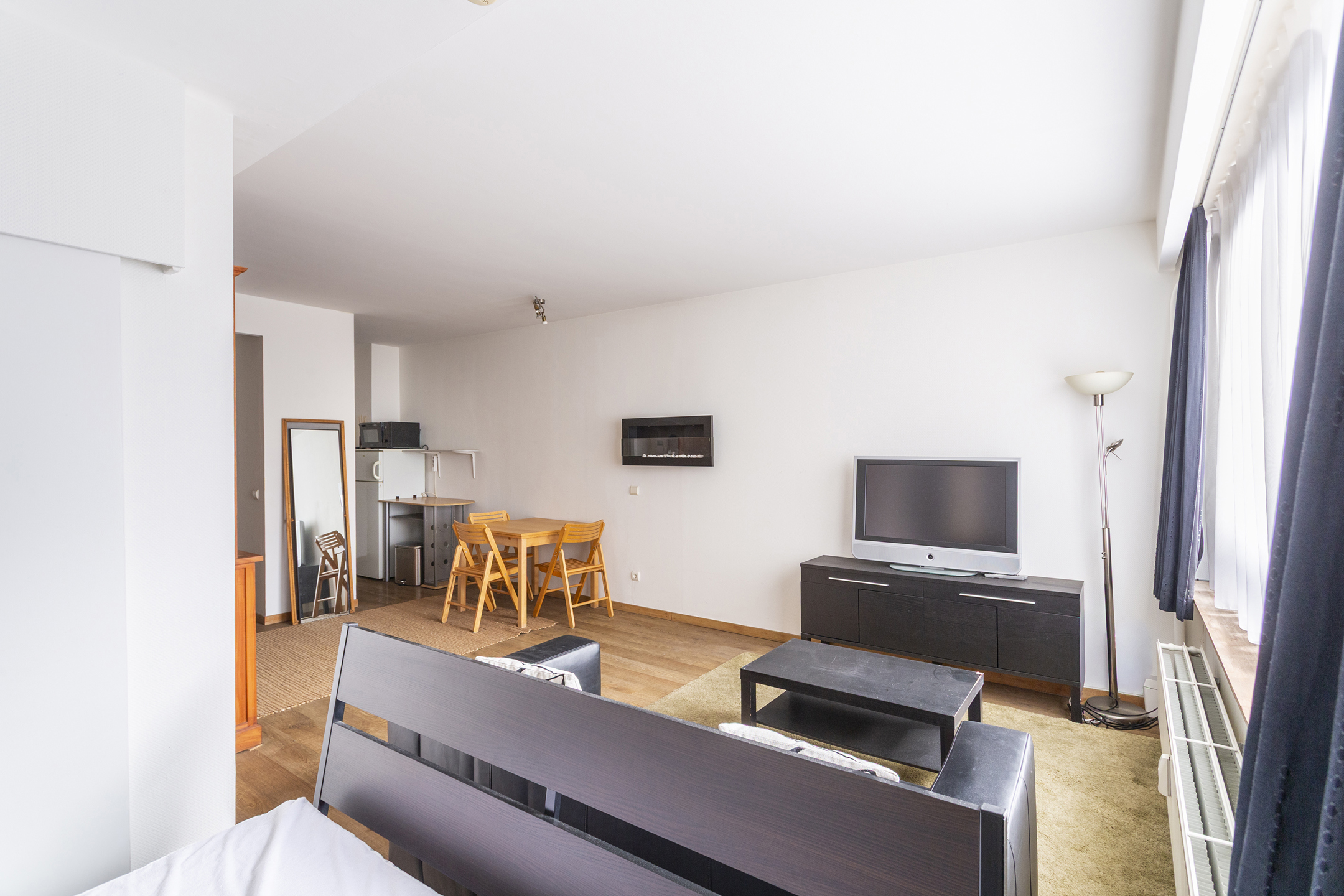 volledig gemeubeld studioappartement aan het Theaterplein - foto 4