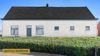 Bent u op zoek naar een woning met uitbreidingsmogelijkheden zoals bijvoorbeeld een praktijkruimte aan huis, gelegen op een groot perceel...