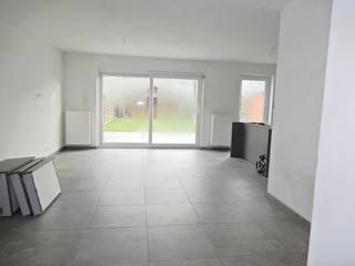 Op een rustige en kindvriendelijke verkaveling kunt u deze gesloten ééngezinswoning (bouwjaar 2015) met inpandige garage en oprit...