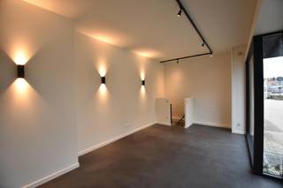 Commercial for rent in Schoten