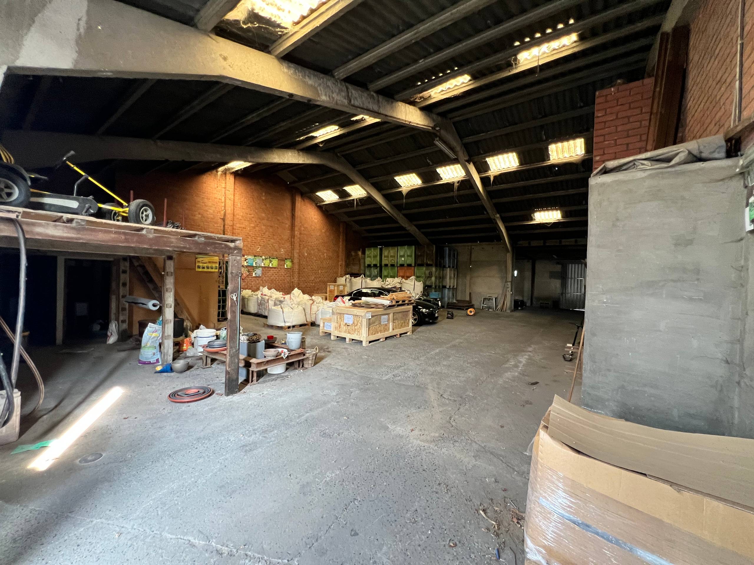 Commercial for rent in Meulebeke - photo 1