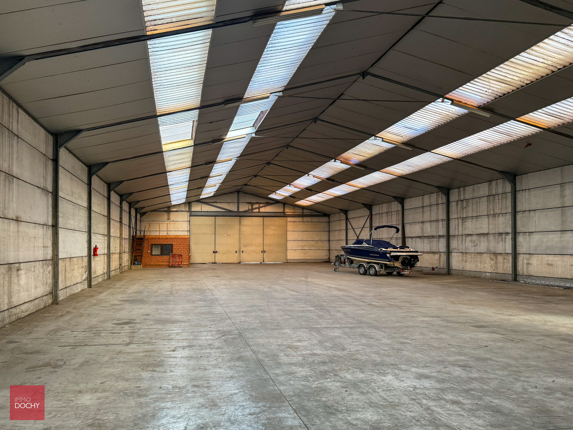 Villa met magazijn te huur – uitstekende ligging - foto 4