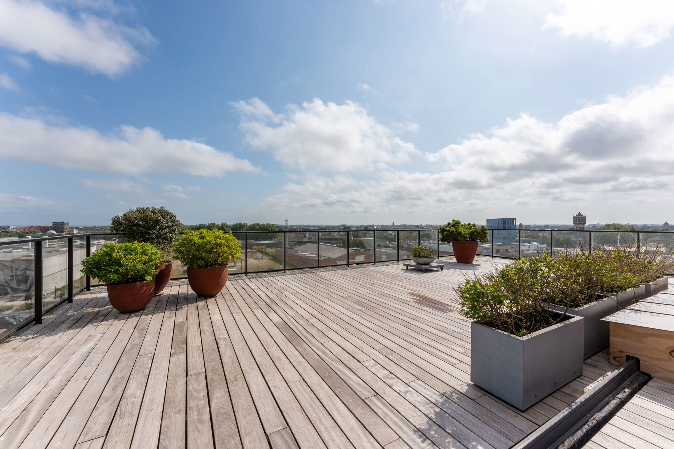 OOSTENDE - Appartement met dakterras en zeezicht - foto 1