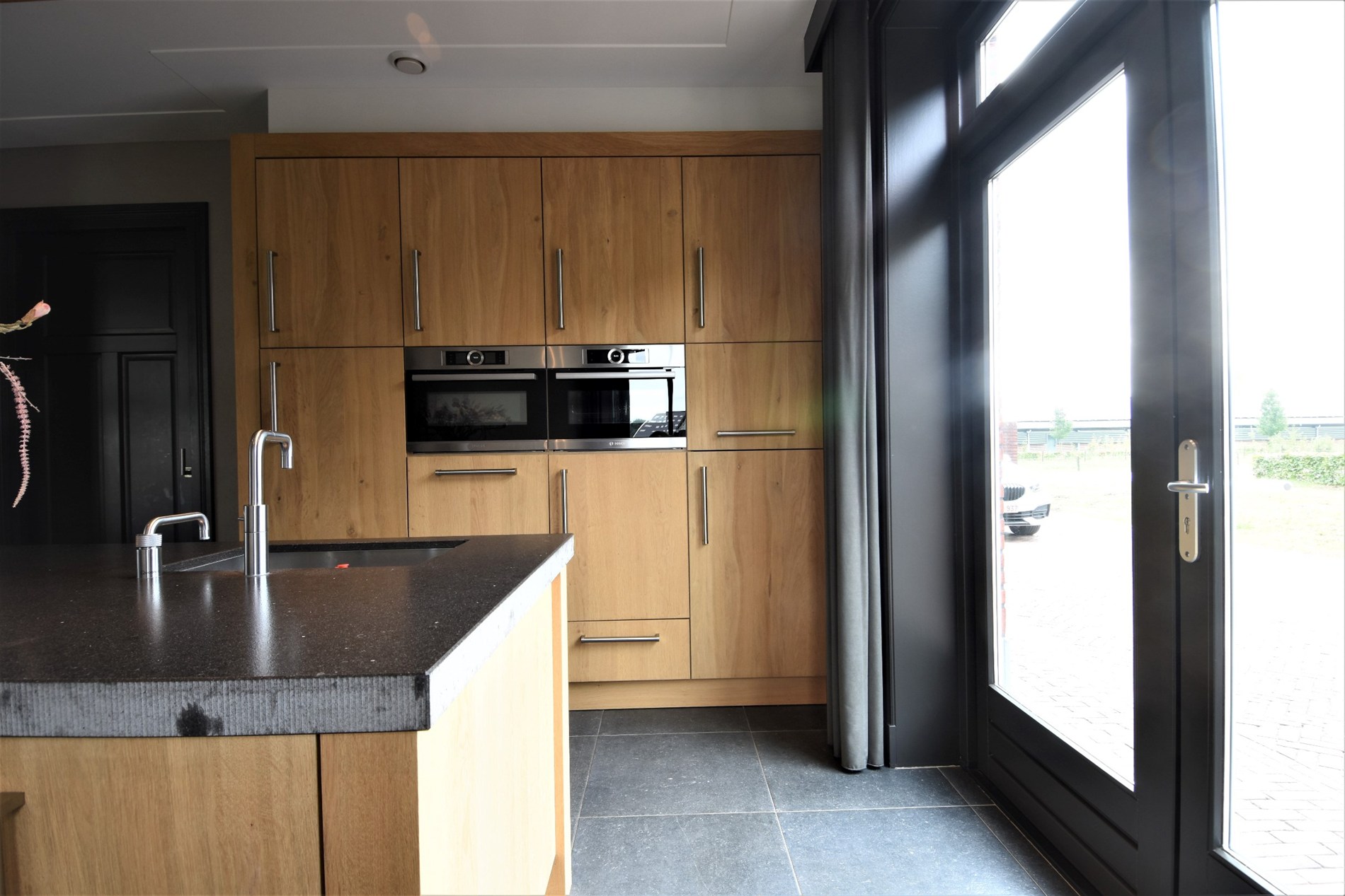 Instapklare recente woning met 4 à 5 slaapkamers en fantastisch uitzicht over de velden - foto 5