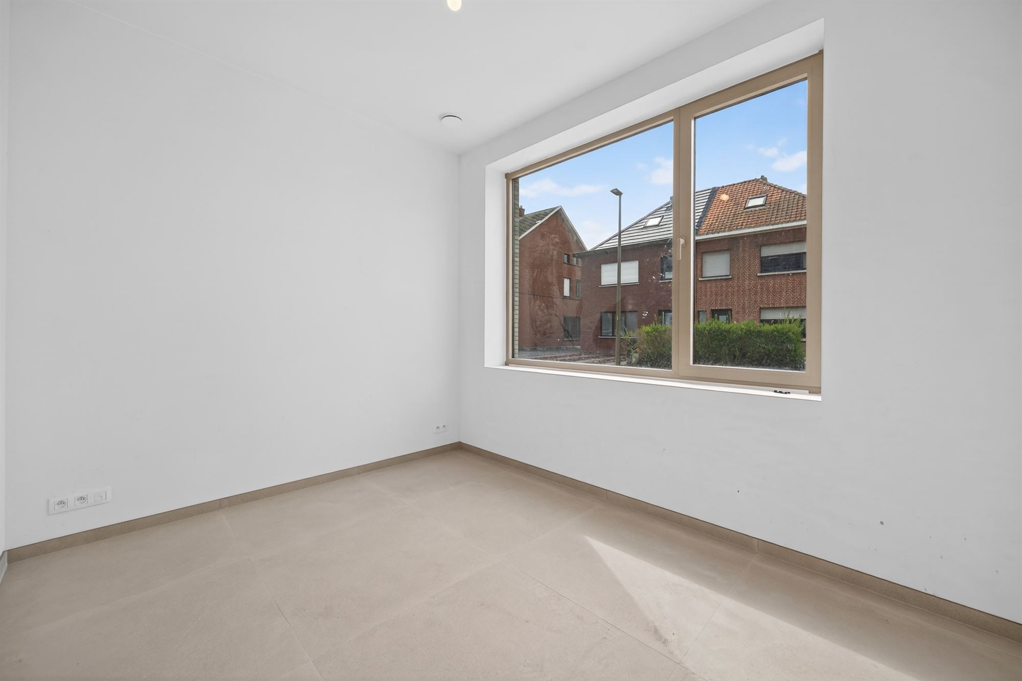 Nieuwe BEN-woning met 6 kamers, 2 badkamers en tuin - foto 2
